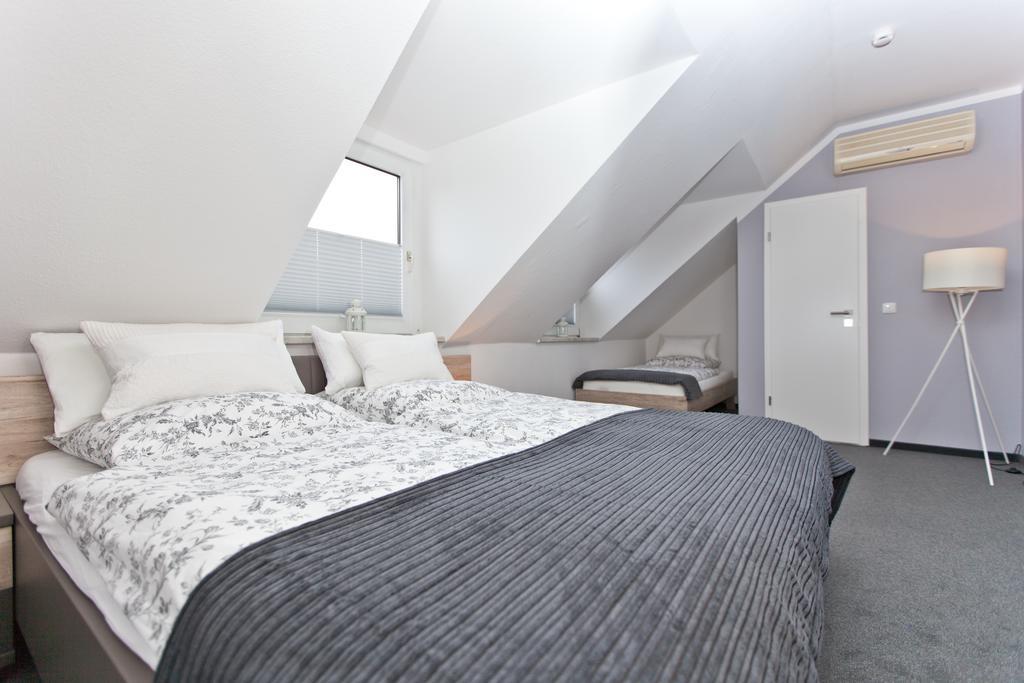 Café Pension Steffen Sanitz Habitación foto